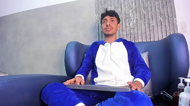 maximiliano jam online show from 09-25-25, 03:32