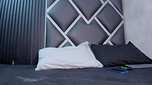 maximiliano jam online show from 10-15-25, 04:23