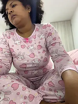 Snapshot of Rizos_hot_official chatting on 05-29-26, 01:53 Rizos hot official online show from 05-29-26, 01:53