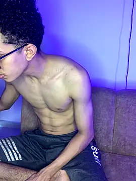 Snapshot of Cj_davis_ chatting on 09-28-25, 07:41 Cj davis  online show from 09-28-25, 07:41