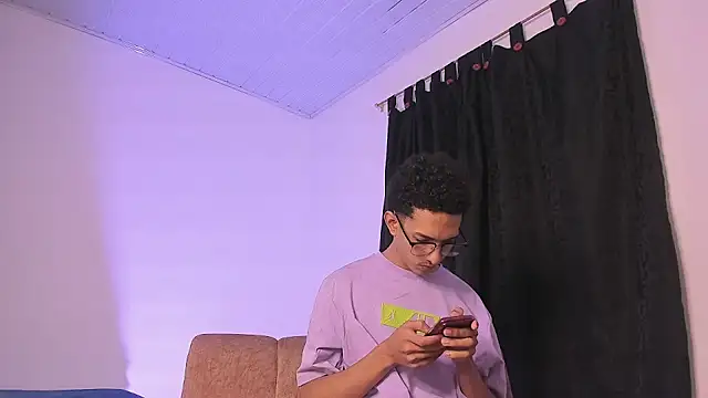 Snapshot of Cj_davis_ chatting on 10-18-25, 05:54 Cj davis  online show from 10-18-25, 05:54