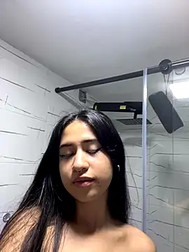Snapshot of nina_vixen chatting on 10-04-25, 04:16 nina vixen online show from 10-04-25, 04:16