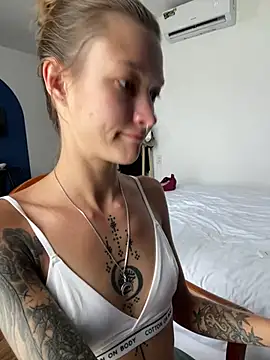   grace   online show from 05-12-26, 06:21