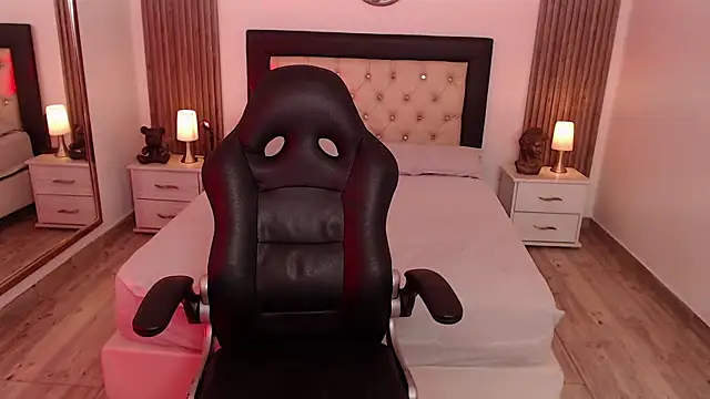 Red kytty6 online show from 10-07-25, 07:55