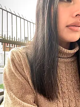 KloePink  online show from 09-18-25, 03:47