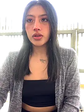 KloePink  online show from 10-04-25, 01:20