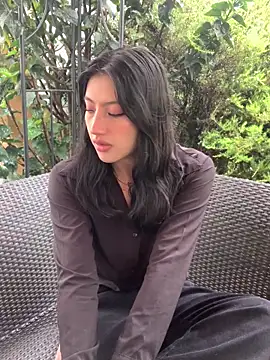 KloePink  online show from 10-07-25, 11:51