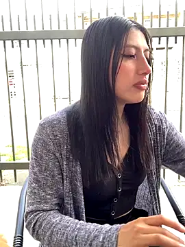 KloePink  online show from 10-17-25, 01:14