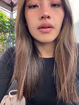 KloePink  online show from 12-01-25, 01:38