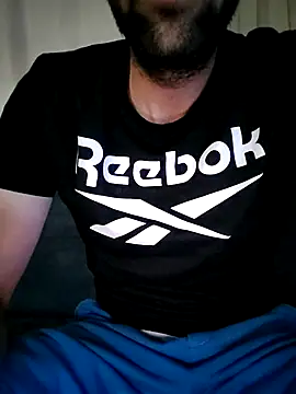 Snapshot of fearleass chatting on 09-20-25, 09:05 fearleass online show from 09-20-25, 09:05