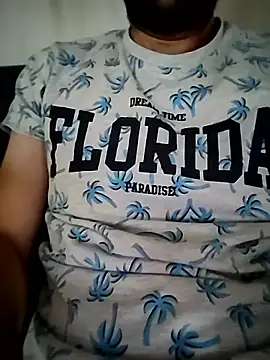 Snapshot of fearleass chatting on 09-22-25, 08:44 fearleass online show from 09-22-25, 08:44