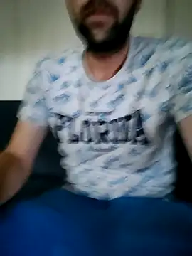 Snapshot of fearleass chatting on 09-24-25, 06:44 fearleass online show from 09-24-25, 06:44