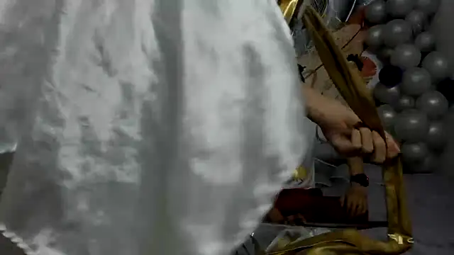 Holdme Hot online show from 10-21-25, 03:51