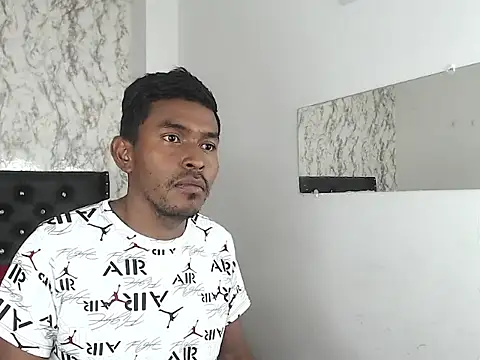 Snapshot of Adam_Morgan2 chatting on 09-25-25, 07:01 Adam Morgan2 online show from 09-25-25, 07:01