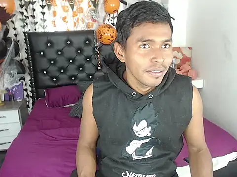 Snapshot of Adam_Morgan2 chatting on 10-12-25, 03:55 Adam Morgan2 online show from 10-12-25, 03:55