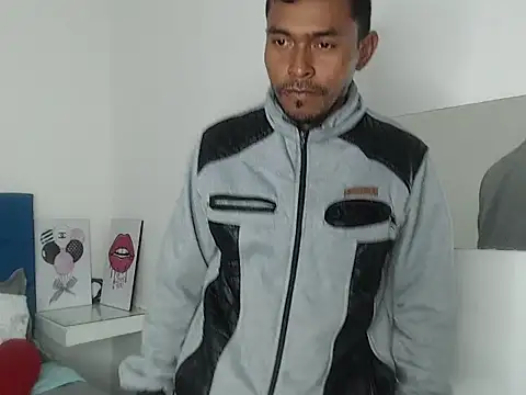 Snapshot of Adam_Morgan2 chatting on 11-18-25, 03:56 Adam Morgan2 online show from 11-18-25, 03:56