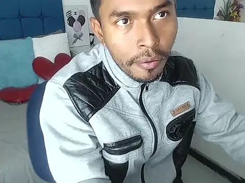 Snapshot of Adam_Morgan2 chatting on 11-21-25, 02:54 Adam Morgan2 online show from 11-21-25, 02:54