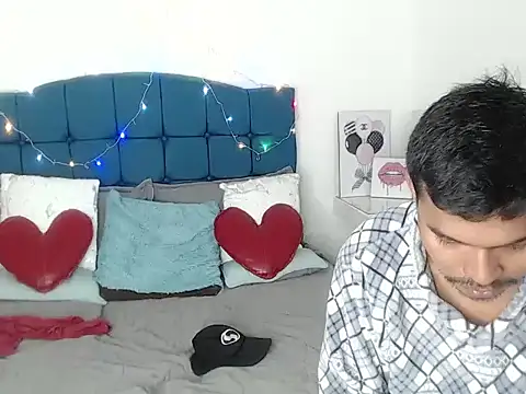 Snapshot of Adam_Morgan2 chatting on 11-24-25, 05:29 Adam Morgan2 online show from 11-24-25, 05:29