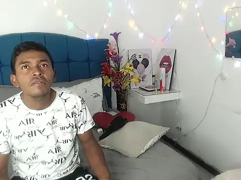 Snapshot of Adam_Morgan2 chatting on 12-02-25, 04:18 Adam Morgan2 online show from 12-02-25, 04:18