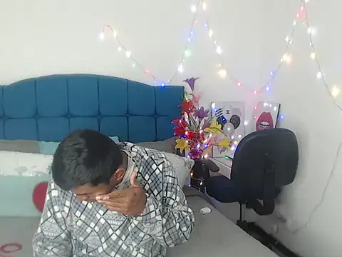 Snapshot of Adam_Morgan2 chatting on 12-03-25, 05:15 Adam Morgan2 online show from 12-03-25, 05:15