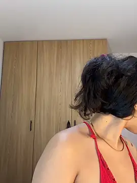 Snapshot of CatadeLuca chatting on 10-01-25, 02:34 CatadeLuca online show from 10-01-25, 02:34