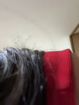 Snapshot of CatadeLuca chatting on 11-18-25, 10:36 CatadeLuca online show from 11-18-25, 10:36