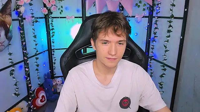 Ethan Rivers online show from 09-13-25, 05:51