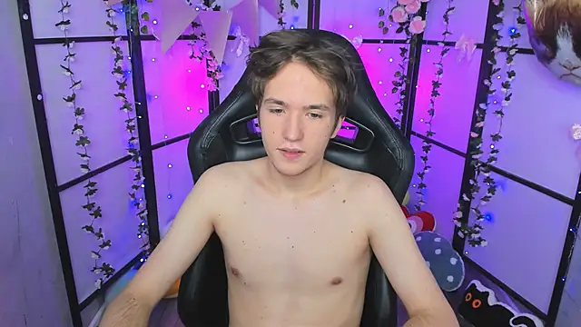 Ethan Rivers online show from 10-19-25, 09:04