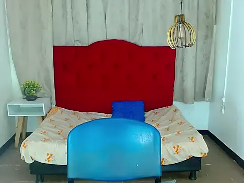 luisa  torres online show from 09-24-25, 03:10