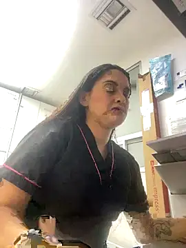 Snapshot of marianm29 chatting on 11-20-25, 12:49 marianm29 online show from 11-20-25, 12:49