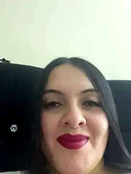 Snapshot of marianm29 chatting on 12-05-25, 01:58 marianm29 online show from 12-05-25, 01:58