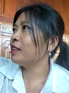 Snapshot of Angela-babyxx chatting on 10-17-25, 01:20 Angela-babyxx online show from 10-17-25, 01:20