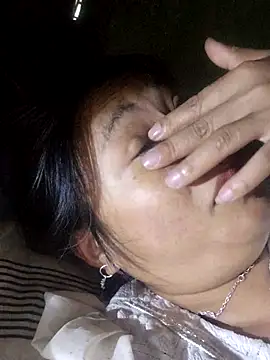 Snapshot of Angela-babyxx chatting on 10-22-25, 01:17 Angela-babyxx online show from 10-22-25, 01:17