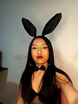 Luna Moo  online show from 10-10-25, 04:33