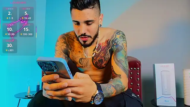 Snapshot of amodeus_bael_ chatting on 09-28-25, 11:10 amodeus bael online show from 09-28-25, 11:10