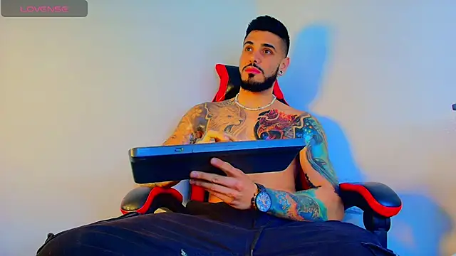 Snapshot of amodeus_bael_ chatting on 11-01-25, 03:19 amodeus bael online show from 11-01-25, 03:19