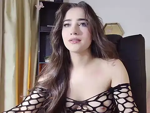 Snapshot of StefannyCipriani chatting on 09-09-25, 12:43 StefannyCipriani online show from 09-09-25, 12:43