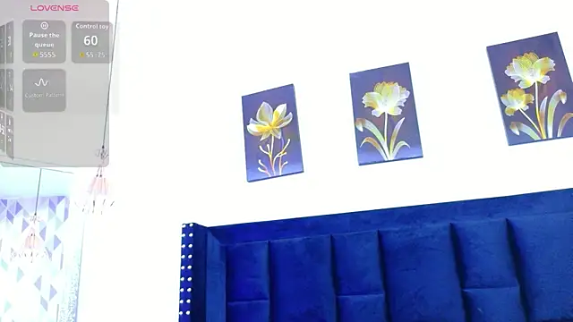 Snapshot of mamaneedsfun chatting on 10-13-25, 01:00 mamaneedsfun online show from 10-13-25, 01:00