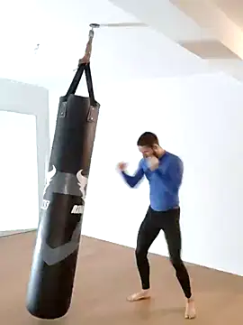 EyesNeverLies online show from 10-05-25, 07:34