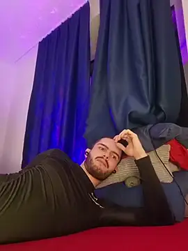 EyesNeverLies online show from 03-04-26, 11:33