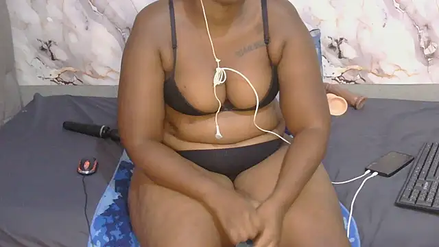 EbonyPhatBooty online show from 04-22-26, 05:10