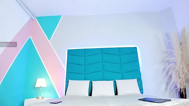 Snapshot of mara_winters_ chatting on 11-11-25, 12:16 mara winters online show from 11-11-25, 12:16