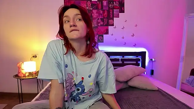 Snapshot of ArinaWinss chatting on 11-22-25, 08:19 ArinaWinss online show from 11-22-25, 08:19