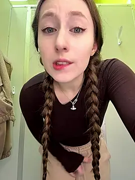 FroggyAnna online show from 01-11-26, 06:24