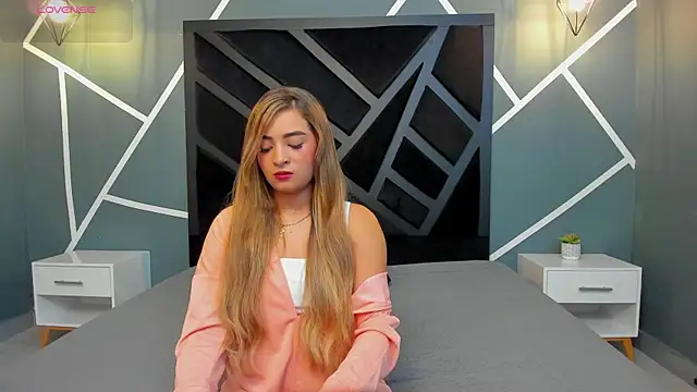 Alana cox  online show from 11-27-25, 08:22