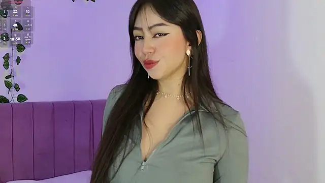 Snapshot of VioletBlacke_ chatting on 10-16-25, 03:24 VioletBlacke  online show from 10-16-25, 03:24