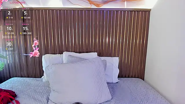 Roxie-NS online show from 02-12-26, 12:11