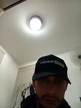 Juandavidbolivar online show from 11-08-25, 12:11