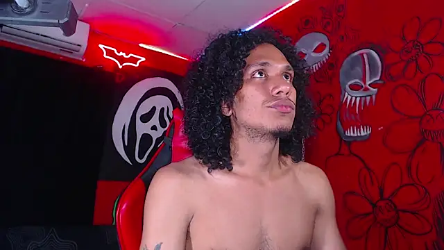 Snapshot of dante_hellsingx chatting on 11-28-25, 12:46 dante hellsingx online show from 11-28-25, 12:46