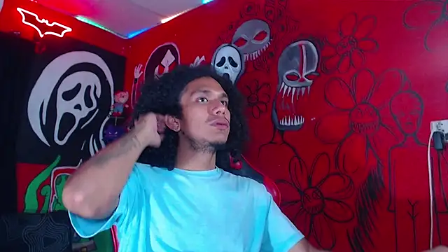 Snapshot of dante_hellsingx chatting on 12-03-25, 01:13 dante hellsingx online show from 12-03-25, 01:13